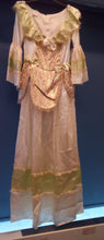 Load image into Gallery viewer, Marquis Lady dress
